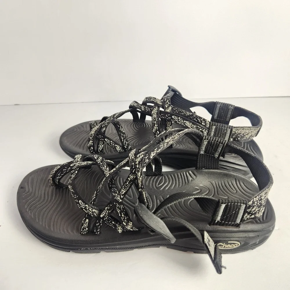 Chaco Women's Strappy Sporty Waterproof‎ White/Black Sandals Size 8